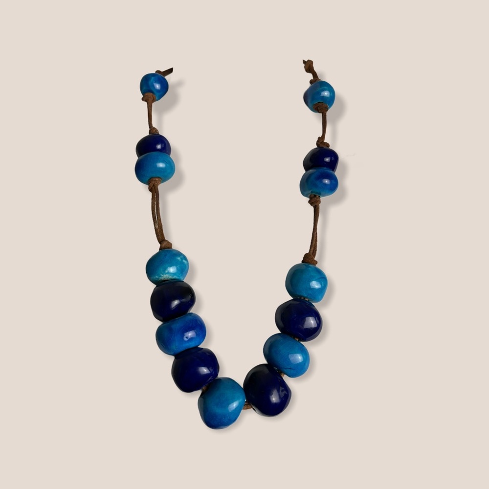 Vintage ceramic pottery beaded necklace blue
